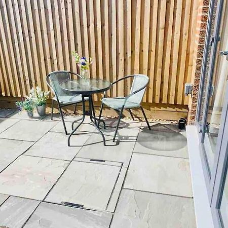 Centrally Situated House Plus Private Parking Cheltenham Extérieur photo